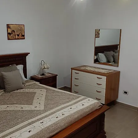 アパート Maria フォチェ・ヴァラーノ