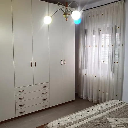 Lejlighed Maria Foce Varano